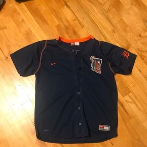 Detroit Tigers kids jersey.